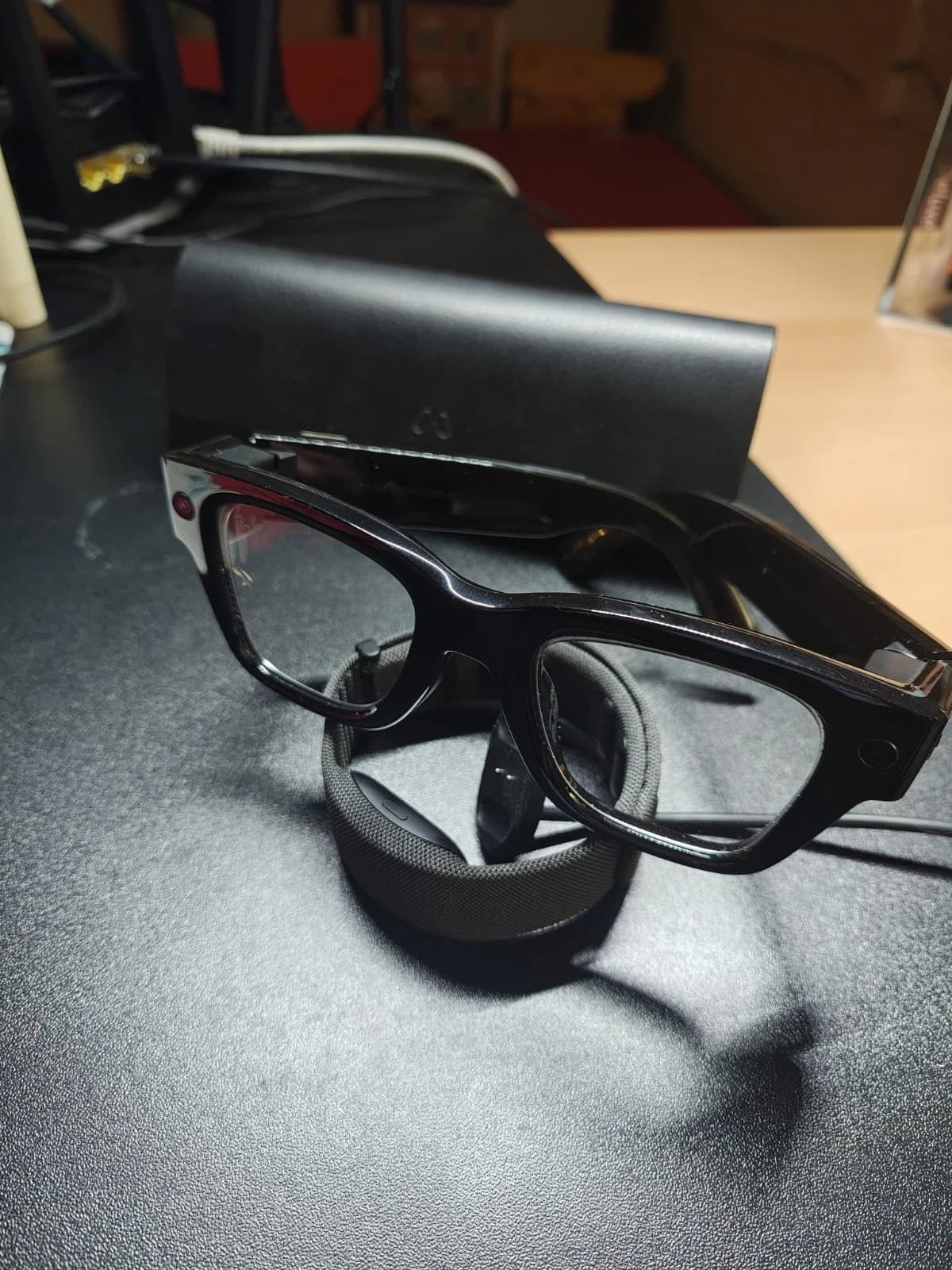 Meta Ray-Ban Troubleshooting FAQ: Case Not Charging, Blinking White, Camera and Setup Fixes, Wearables & Smart Glasses review 2026